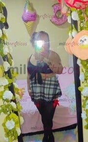 MADURITA MILFF CHICA SQUIRT TRATO DE NOVIOS BESOS CARICIAS MUY AMABLE YENITA - FOTO 4
