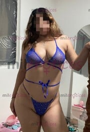 AMARRAME Y PONME EN 4 CON BESOS RICOS PARA TIRARME TU LECHE EN MI - FOTO 6