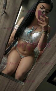 HOLA, LLEGUÉ AQUÍ PARA DELEITAR TUS MÁS GRANDES DESEOS - FOTO 5