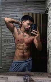 SOY UN HOMBRE ATLETA MARCADO MI CUERPO OJOS LINDOS CAVELLO SUAVE SI AGO CONTACTO - FOTO 4