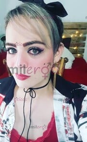 TRAVESTI BLANCA Y ROSADITA CULONA DISFRUTA DE UN CUERPO CURVILINEO - FOTO 7