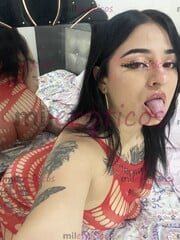 TU TETONA FAVORITA DESLECHADORA AGUANTADORA DE VERGA DESCONPLICADA - FOTO 10