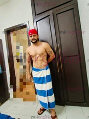 CUAVANO EN TU CAMA MAMI DEJAME HACERTE SENTIR UNA MUJER DE VERDAD MAMI - FOTO 3
