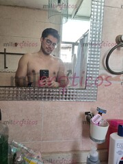 TIENES FETICHE POR LOS PIES, PLANTA DE LOS PIES O MANOS BONITAS - FOTO 10