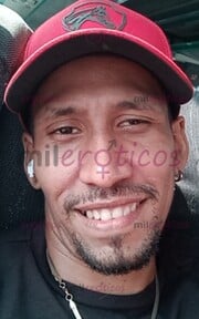 ME GUSTA SER PERVERTIDO SUCIO Y JUGUETÓN SOY MORENO DE BUENA DOTACIÓN - FOTO 1
