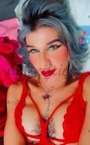 CHICA TRANS HORMONIZADA TODA NATURAL FEMENINA CON CENITOS - FOTO 1