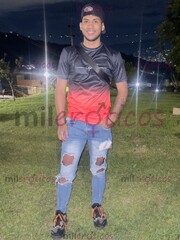 JOVEN COMPLACIENTE ARRECHO DISPUESTO A COMPLACERTE CON BUEN SEXO - FOTO 4