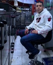 SOY UNA PERSONA JOVEN NUEVA EN ESTE MUNDO DISPUESTO A EXPLORAR NUEVAS AVENTURAS. - FOTO 2