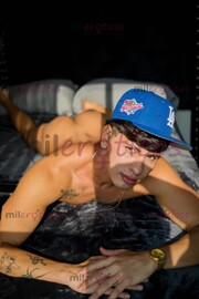 JOVENCITO COLOMBIANO VARONIL VERGA GRUESA 19 CM (VERSATI) - FOTO 6