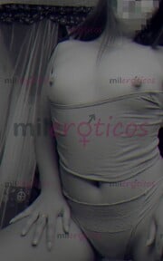 UNIVERSITARIA ARRECHITA, CALIENTE Y QUIERE MUCHA LECHE - FOTO 2
