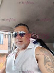 HOMBRE MADURO ARRECHO CON GANAS DE VIVIR MOMENTOS INTENSOS - FOTO 3