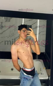CHICO ATRACTIVO, JOVEN Y ALTO, DOTADO 19CM TRATO VIP AMBOS ROLES - FOTO 1