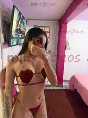 ESPECTACULAR CHICA PELINEGRA TATUADA COMPLACIENTE Y DIVERTIDA - FOTO 2