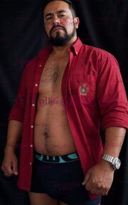 HOMBRE COGELÓN ATRACTIVO CALIENTE DELICIOSO PAC DE VIDEOS PARA QUE TE DESLECHES - FOTO 9