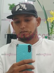 MORENO CALIENTE CON GANAS DE PASARLA BIEN X VIDEO LLAMADA - FOTO 9