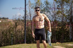 HOMBRE FUERTE BIEN DOMINANTE MACHO VERGON PENE DURO Y GRUESO SOLO DOMICILIOS - FOTO 1