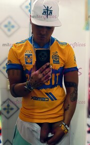 CHACAL FUTBOLERO, TE CLAVO MI VERGA CON EL JERSEY QUE MAS MORBO TE DE - FOTO 7