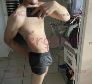 JOVEN, EN BUSCA DE DIFERENTES TENTACIONES, DISPUESTO A CUMPLIR VARIAS FANTASÍAS, - FOTO 2