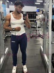VATO BISEXUAL DE VISITA EN TU CIUDAD , VERGÓN Y NALGÓN EN TU CIUDAD 20 CM - FOTO 1