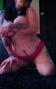 PENÉLOPE !! SENSUAL, CURVY, TATUADA, TETONA Y SEXY MUJERZOTA PARA TI - FOTO 10