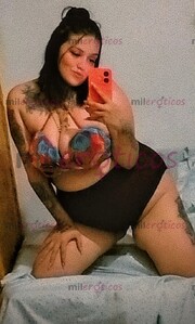 POCOS DÍAS TU CANDENTE, APASIONADA, SENSUAL Y COMPLACIENTE TETONA TATUADA - FOTO 3