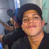 CHICO VERGÓN OJOS CLAROS DISPUESTO A COMPLACER TUS FANTASIAS - FOTO 5