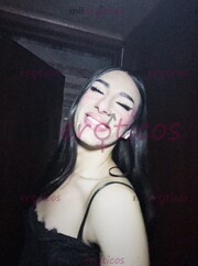 CHICA TRANS VERSÁTIL, DE MENTE ABIERTA CON BUEN CUERPO - FOTO 1