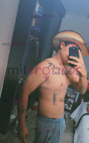 GIL MORRITO CON VERGA DURA LISTA PARA TU CULO - FOTO 1