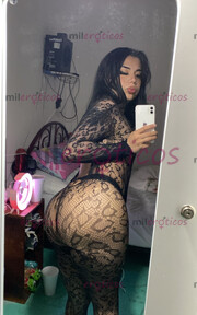 SOY ARIANA AZARI UNÁ NENA CON UN RICO CULO Y UN CARAMELO DE 17 CM - FOTO 10