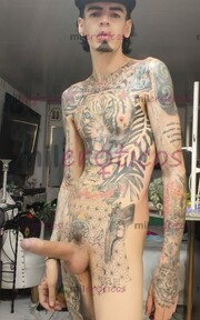 FLACO ACTIVO BLANCO TATUADO ME GUSTA EL MORBO - FOTO 10