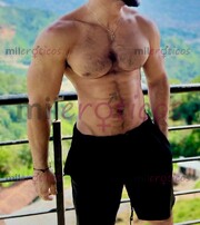 NUEVO. MUSCULOSO SERIO, RESERVADO. MASAJES EROTICOS.. - FOTO 9
