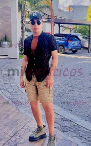 SUMISO PIERNUDO, NALGÓN Y TOTALMENTE COMPLACIENTE A TUS FANTASÍAS - FOTO 7