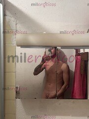 JOVEN DEPORTISTA MARCADO CALIENTE ACTIVO CON MUCHA HAMBRE DE COMER TODO - FOTO 5