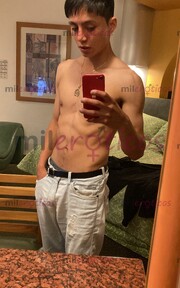 ME LLAMO KEVIN SOY UN CHICO JOVEN PARA SATISFACERTE - FOTO 2