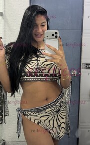 TU HERMOSA POCAHONTAS DE PIEL CANELA ME GUSTA DISFRUTAR DEL BUEN SEXO - FOTO 1