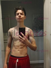 GÜERO DE OJOS VERDES, ALTO, DEMASIADO DELGADO, LABIOS BESABLES Y MUY CACHONDO - FOTO 9