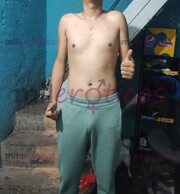 CHICO UNIVERSITARIO CALIENTE Y SIMPATICO - FOTO 1