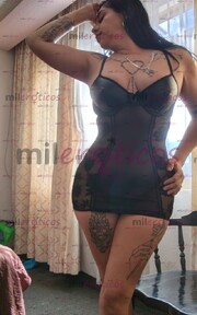 ALTA PIEL BRONCEADA CON UN SEXO ORAL NATURAL CALIENTE - FOTO 8