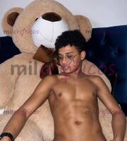 WILL CHICO MORENO VERGÓN BIEN DOTADO Y CALIENTE - FOTO 6