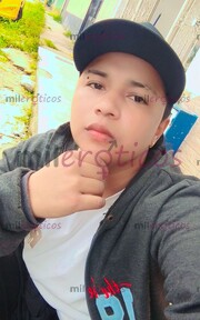PAREJA DE LESBICA DE MENTE ABIERTA SEDIENTA DE PLACER - FOTO 9