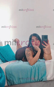 ESTRECHITA TU MORENITA HERMOSA EN LA CAMA ARRECHA - FOTO 10