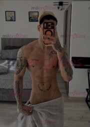 DEPORTISTA TATUADO XL CON 21CM DE VERGA Y BUEN CULO MORBOSO - FOTO 4