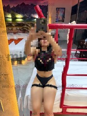 KLOE UNA DELICIA DE VAGINA APRETADITA GARGANTA PROFUNDA - FOTO 4