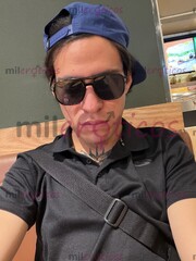 ACOMPAÑANTE MASCULINO DISCRETO Y PROFESIONAL - FOTO 4