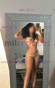 LINDA MASAJISTA CACHONDITA DE 25 AÑITOS - FOTO 1