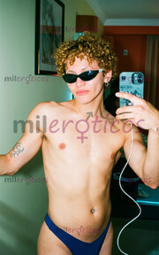 JOVEN TWINK CALIENTE , EN BUSCA DE COMPLACER TUS FANTASÍAS AMOR - FOTO 10
