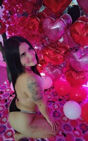 HERMOSA SARAY CON HERMOSA FIGURA Y SÚPER APRETADITA - FOTO 9