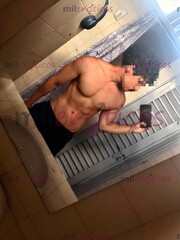 JOVEN DE 23 CM DISCRETO PARA ENCUENTROS PLACENTEROS Y COMPAÑÍA EXCLUSIVA - FOTO 4