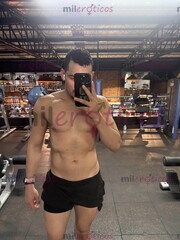 HOMBRE MASCULINO DISPONIBLE EN LA CIUDAD PARA DIVERTIRNOS . - FOTO 1