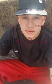 ME LLAMO HAROLD SMITH, TENGO 24 AÑOS Y SOY VENEZOLANO . ME DEFINO POR SER - FOTO 1